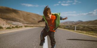 ADHD, dziecko z ADHD, jak postępować z dzieckiem z ADHD, wyhcowywanie dziecka z ADHD, terapia behawioralna, jak wychowywać dzieci z ADHD