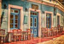 Czy mała architektura wymaga zgłoszenia? Czy mała architektura wymaga zgłoszenia?